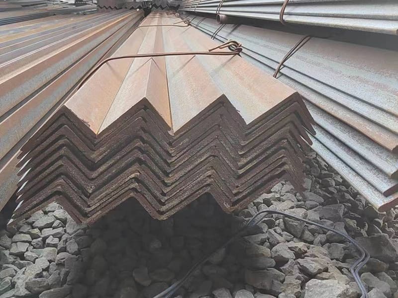 Unequal angle section properties