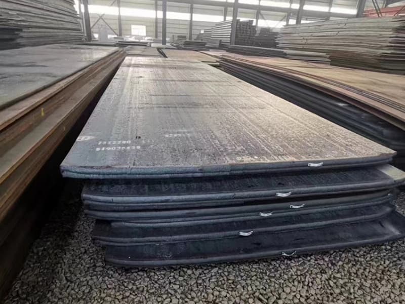 Precise measurement of marine steel plate thickness with caliper