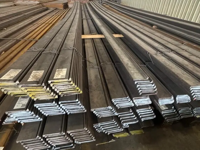 flowchart of the marine industry supply chain from raw material to ship delivery