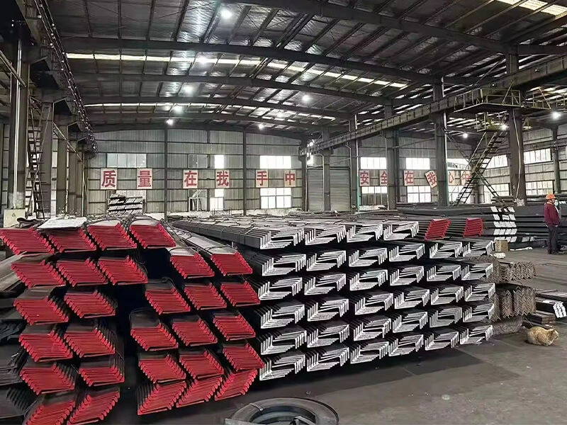 Step-by-step flowchart: 1. Define Shape & Dimensions 2. Find Centroid 3. Calculate I 4. Find y_max 5. Compute Z = I/y_max